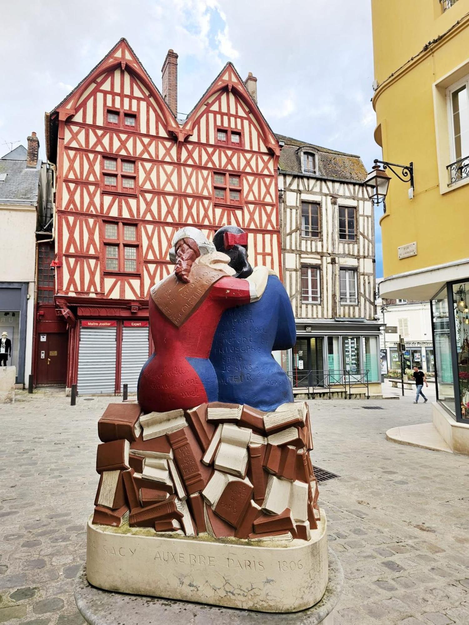Apartmán Aux'Cerfs - A Deux Pas De L'Abbaye Auxerre Exteriér fotografie